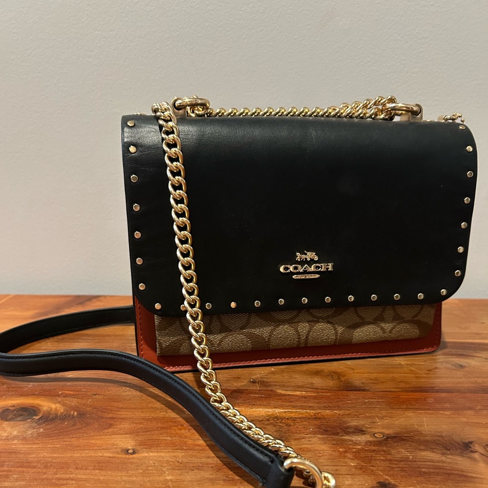 Authentic coach crossbody purse